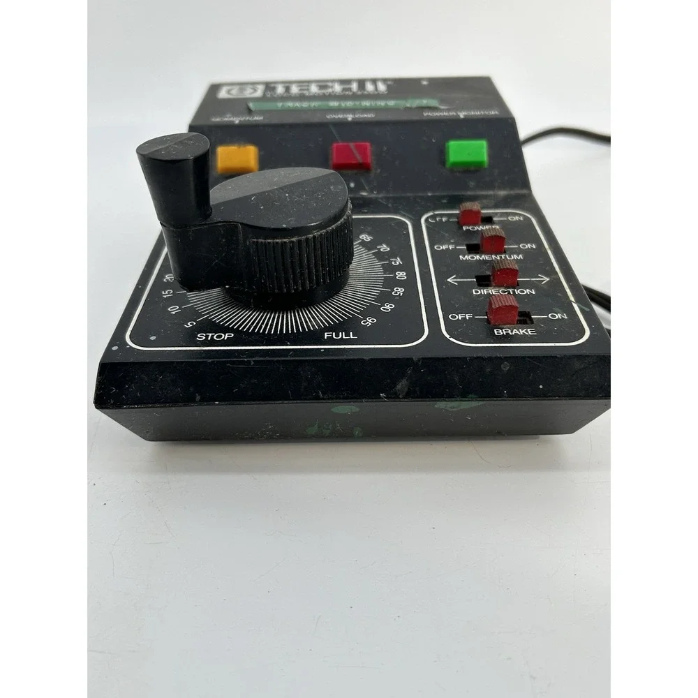 MRC Tech II Railmaster 2400 DC Model Train Controller